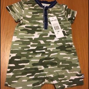 NWT Splendid infant romper. Size 3-6 months.